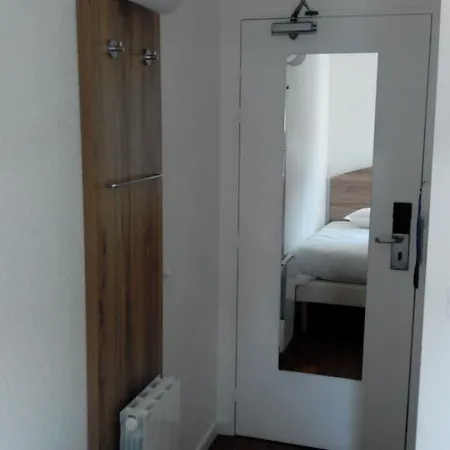 Merogis Hotel