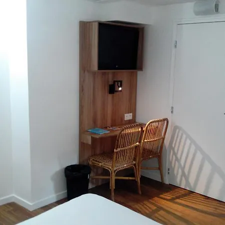Hotel Merogis