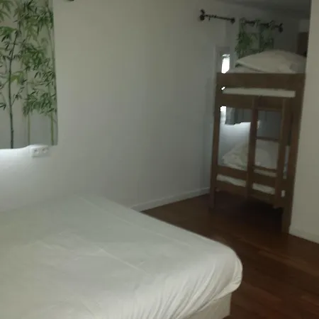 Merogis Hotel